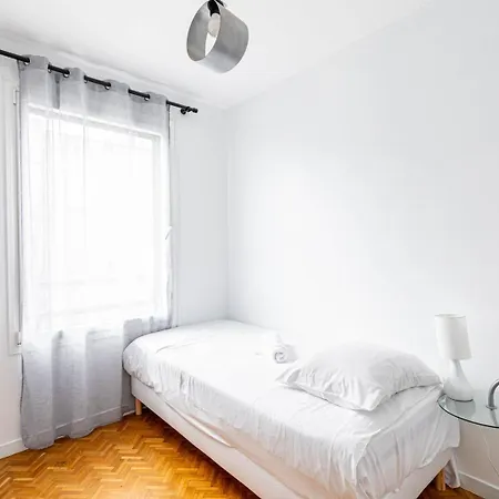 Guestready - Sejour Familial Dans Le 20eme דירה