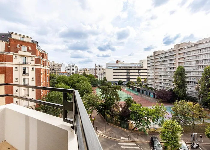 Guestready - Sejour Familial Dans Le 20eme *